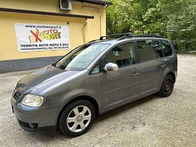 Volkswagen Touran 1.9 TDI 105CV DSG Trendline - MO