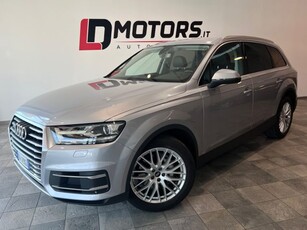 2015 AUDI Q7