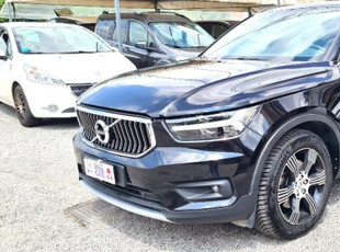 2019 VOLVO XC40