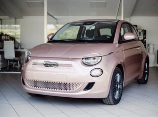 2022 FIAT 500e