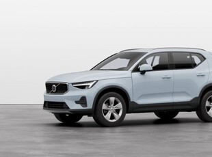 2024 VOLVO XC40