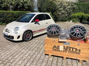 ABARTH 595 500 con esseesse pack