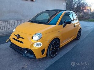 Abarth 595 C 1.4 Turbo T-Jet 180 CV Competizione