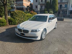 BMW 520d Touring Futura automatica 156000km
