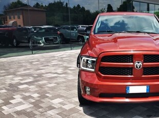 Dodge RAM 5.7L Hemi V8