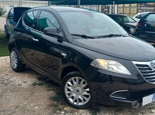 Lancia Ypsilon 1.3 MJT 16V 95 CV 5 porte S&S Silve