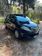 Lancia ypsilon elefantino