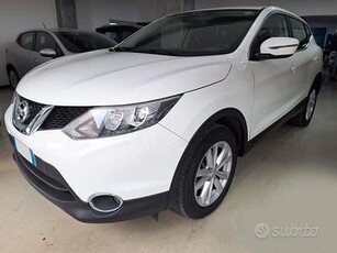 Nissan Qashqai 1.5 DCi Acenta 1 PROPRIETARIO 2015