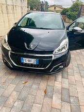 Peugeot 208 macchina perfetta