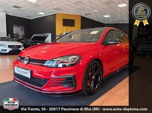 Volkswagen Golf 2.0 TSI