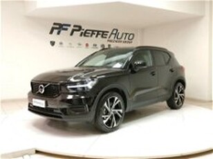 Volvo XC40 B4 AWD Geartronic R-design del 2021 usata a Teramo