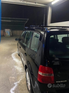 Usato 2003 VW Touran Diesel (2.999 €)