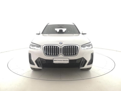 Usato 2022 BMW X3 2.0 El_Benzin 184 CV (53.800 €)