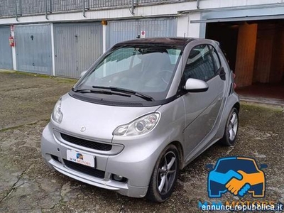 Smart ForTwo 1000 52 kW MHD coupé pulse Melegnano