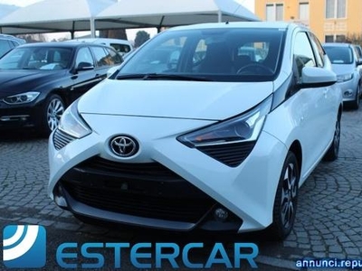 Toyota Aygo Connect 1.0 VVT-i 72 CV 5 porte x-play Orzinuovi