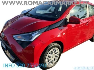 Toyota Aygo Connect 1.0 VVT-i 72CV 5 porte x-business KM CERTI Roma