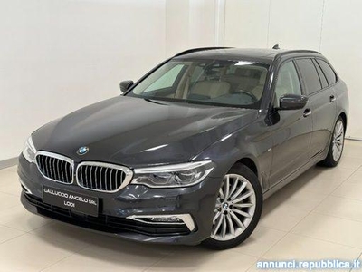 Bmw 530 d xDrive 249CV Touring Luxury Lodi