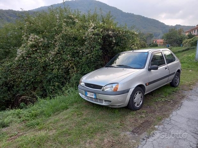 FORD Fiesta 4ª serie - 2001 SOLO 90.000 KM