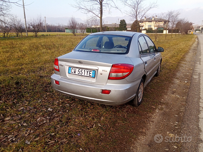 Kia Rio 1400 benzina