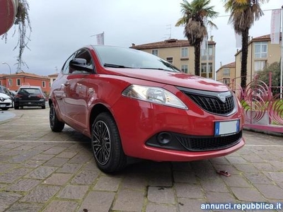 Lancia Y 1.0 70cv 5 porte Hybrid ORO #VARI COLORI Mira