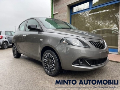 Lancia Ypsilon 1.0 FireFly 5 porte S&S Hybrid Gold usato