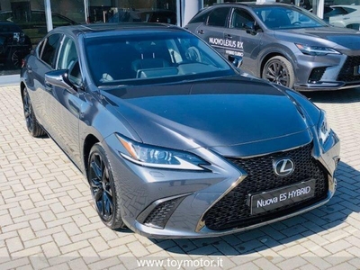 Lexus ES (2018-->) Hybrid Design Ibrida