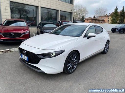 Mazda 3 Mazda3 2.0L Skyactiv-X M-Hybrid Exceed **// Modena