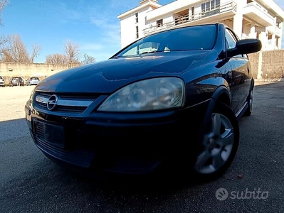 OPEL CORSA 1.2 BENZ ACCESSORIATA DI TUTTO 2005