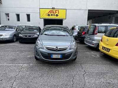Opel Corsa 1.4 16V 5 porte Sport