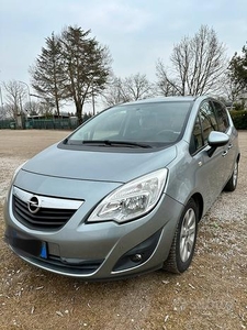 Opel meriva 1.4 benzina/ gpl