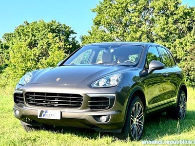 Porsche Cayenne 3.0 Diesel Bologna