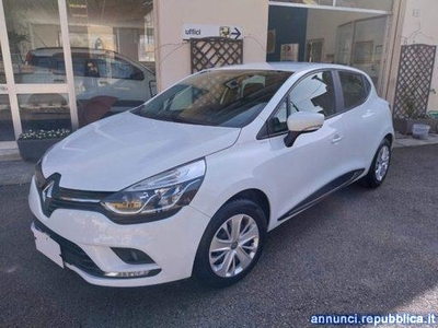 Renault Clio dCi 8V 90 CV 5 porte Business OK NEOPATENTATI Urbino