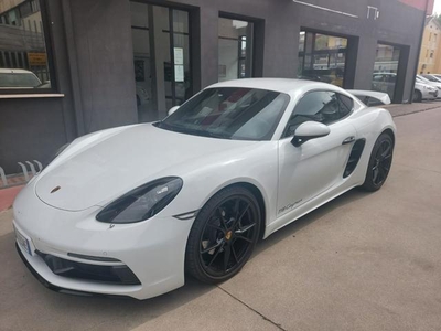 2019 PORSCHE Cayman