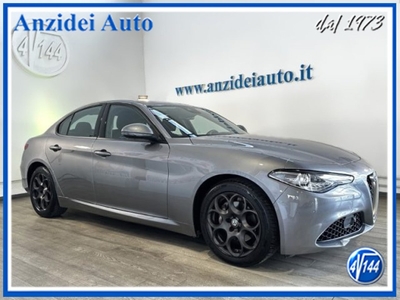 ALFA ROMEO Giulia (2016)