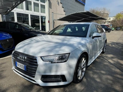 Audi A4 Avant 2.0 TDI 122 CV S line edition usato