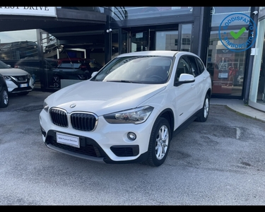 BMW X1 18i