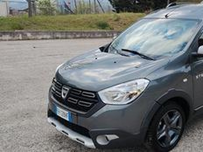 DACIA DOKKER STEPWAY 1.5 dCi GANCIO TRAINO