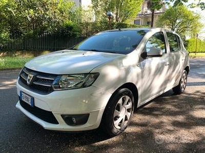 Dacia Sandero 1.2 GPL 75CV Lauréate