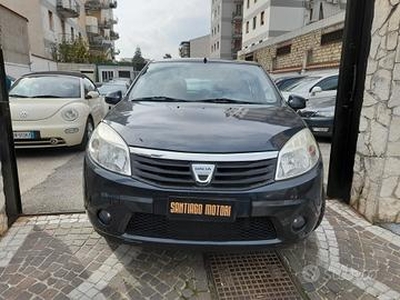Dacia Sandero 1.4 8V GPL Lauramp;amp;