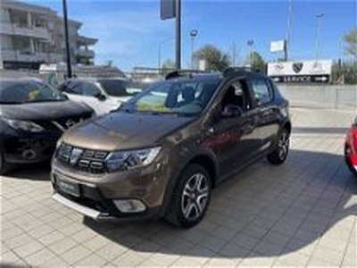 Dacia Sandero Stepway 1.5 Blue dCi 95 CV Techroad del 2019 usata a San Gregorio d'Ippona