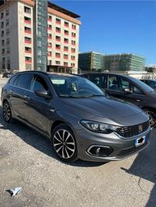 Fiat tipo station wagon 1.6 mjt 120cv Lounge 2017