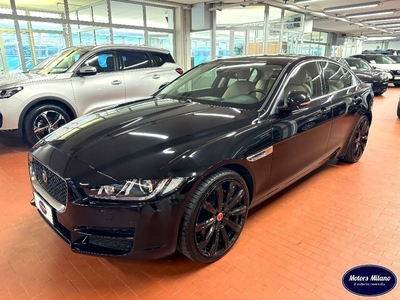 Jaguar XE 2.0 D 180 CV