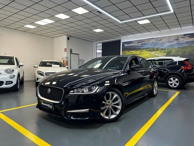 Jaguar XF 2.0 D 180 CV AWD aut. R-Sport my 16 usato