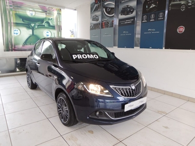 Lancia Ypsilon 1.0 FireFly