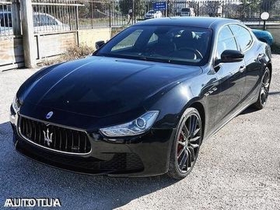Maserati ghibli v6 diesel-navi-camera-pelle