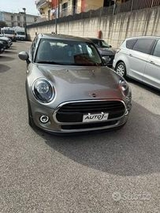 Mini cooper 5 porte benzina