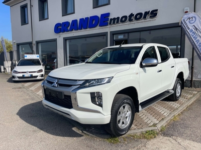 Mitsubishi L200 Cab 2.2 Instyle 110 kW