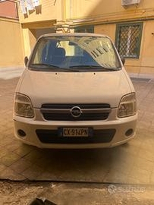 Opel agila 2005