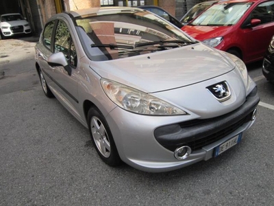 PEUGEOT 207