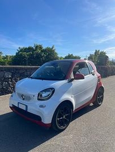 Smart Fortwo RED